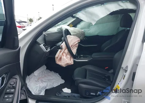 2023 BMW 3 Series 330E z USA, uszkodzony, nr VIN 3MW39FF00P8D05718